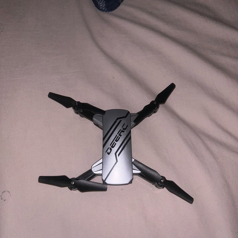 DEERC D20 Mini Drone for Anyone with 720P HD FPV Camera Remote Control